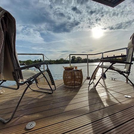 Lemuria Houseboat - Plywajacy Domek Na Wodzie Breslau Exterior foto
