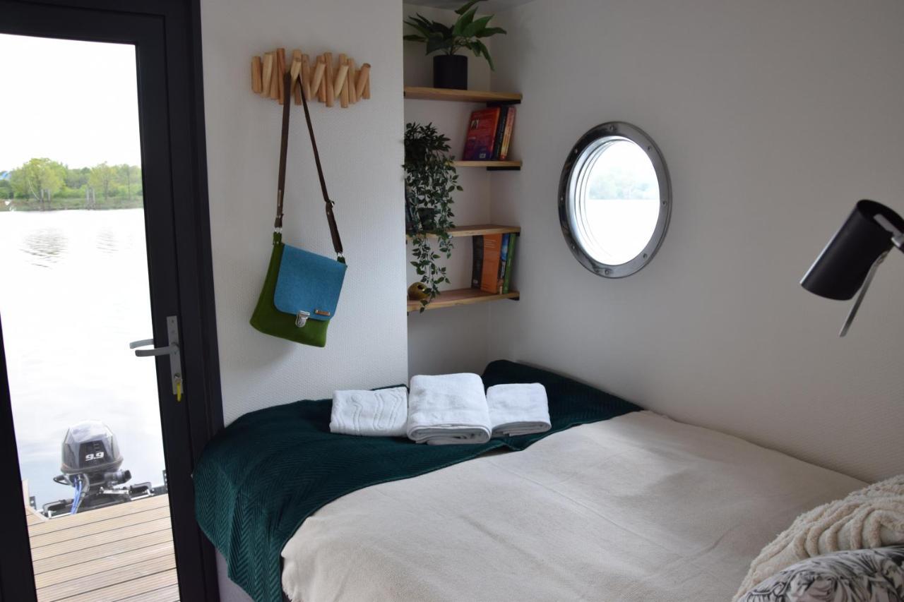 Lemuria Houseboat - Plywajacy Domek Na Wodzie Breslau Exterior foto