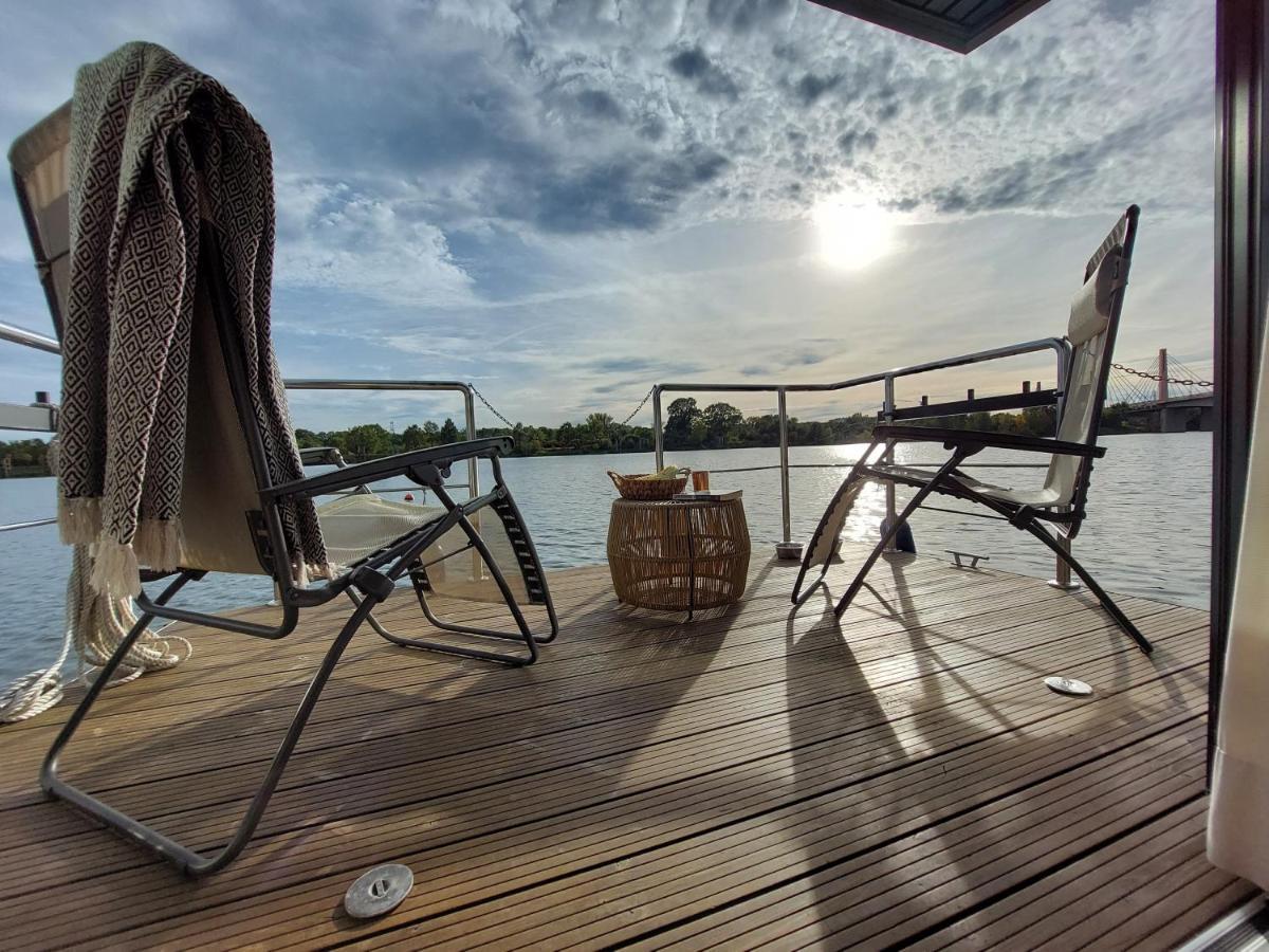 Lemuria Houseboat - Plywajacy Domek Na Wodzie Breslau Exterior foto